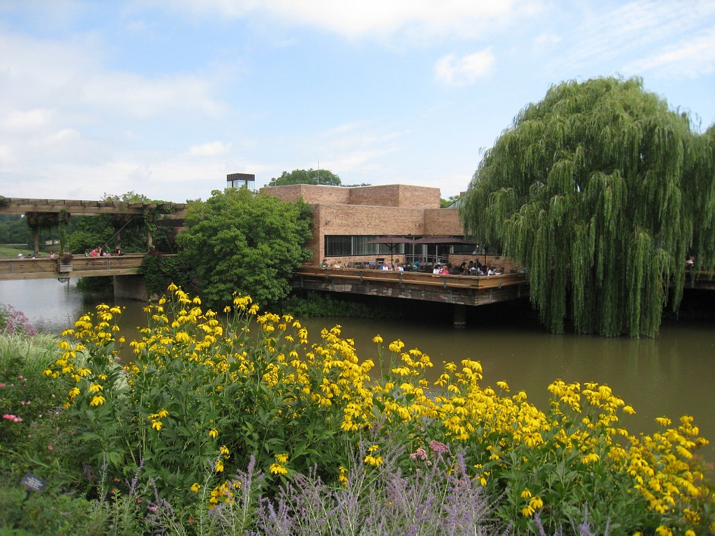 Botanical Gardens 2010 0180.jpg - The Chicago Botanic Gardens. Wear comfortable shoes, and be prepared to enjoy the landscape for a day.